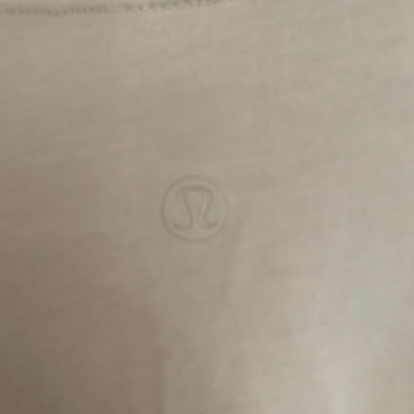 Lululemon top with side ties - Picture 5 of 6